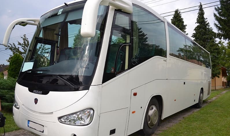 Abruzzo: Buses rental in L